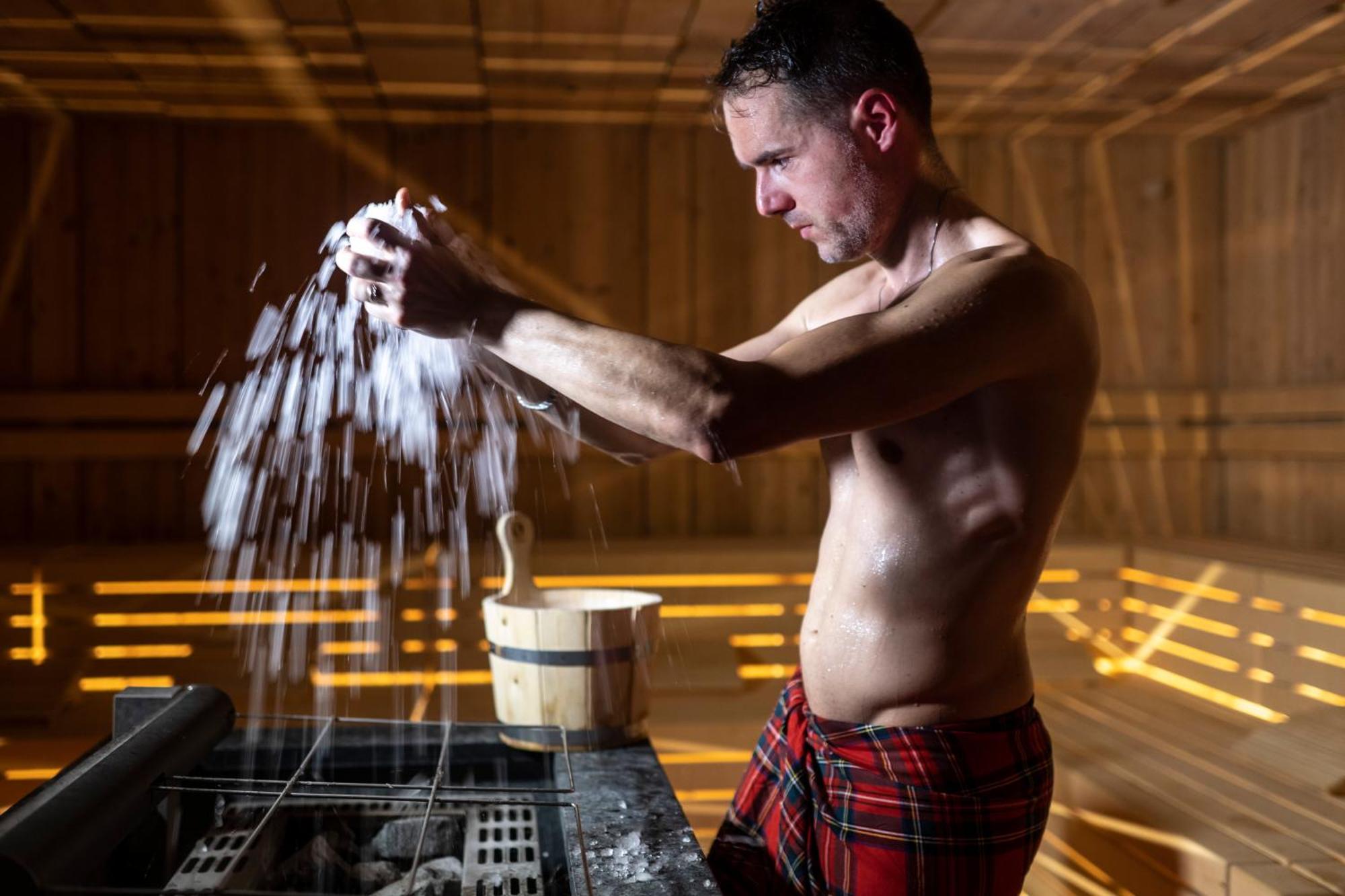 Ciampedie Luxury Alpine Spa Hotel Vigo di Fassa Ngoại thất bức ảnh