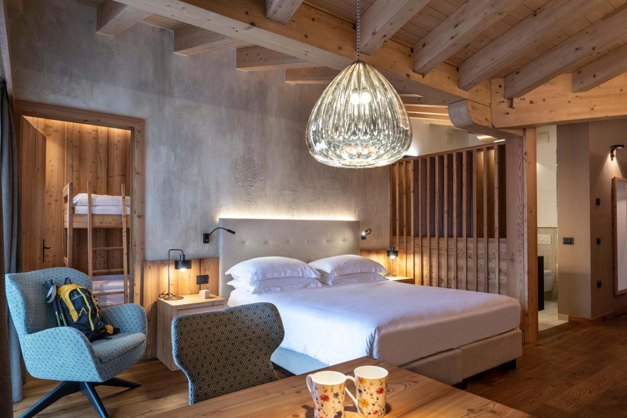 Ciampedie Luxury Alpine Spa Hotel Vigo di Fassa Ngoại thất bức ảnh
