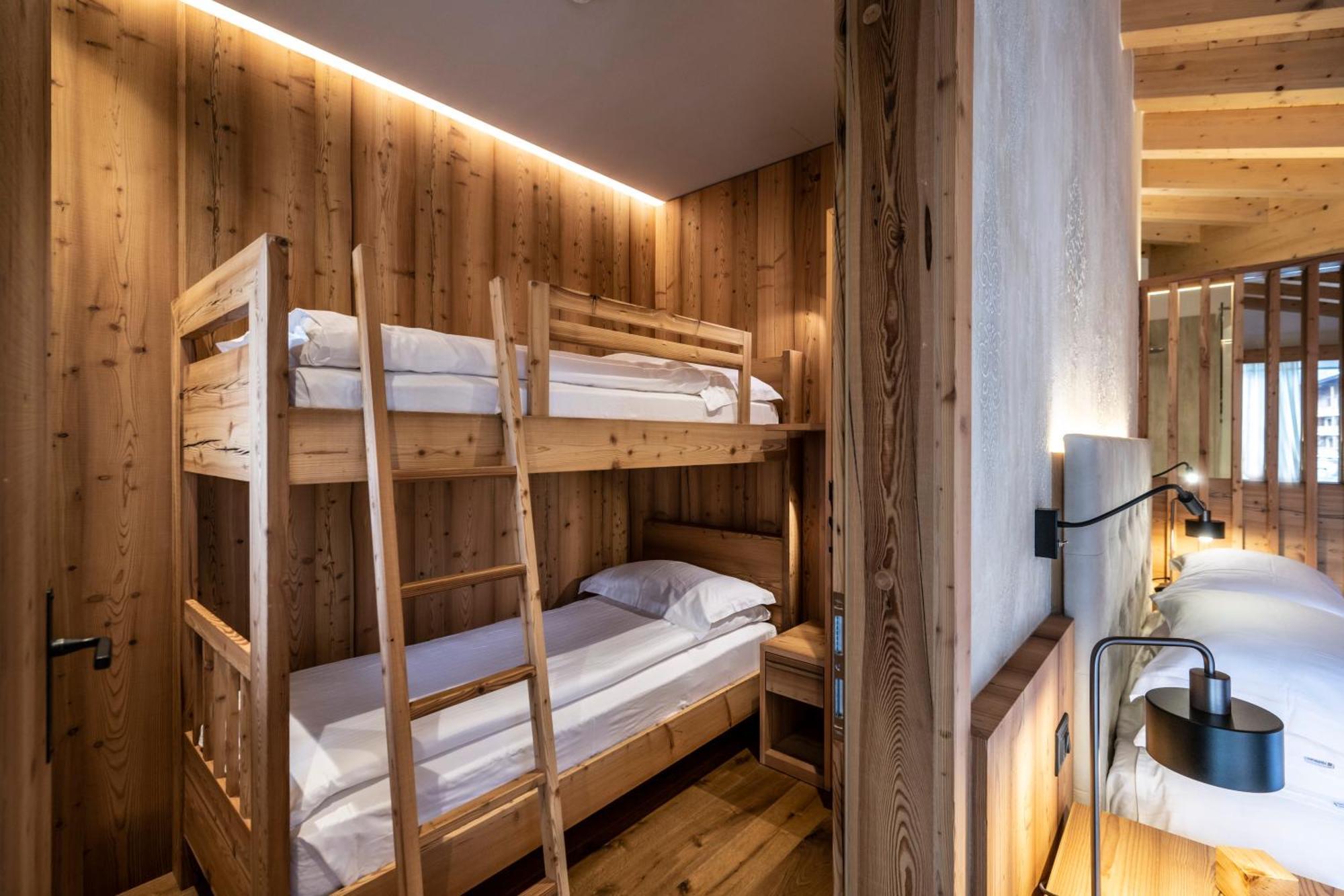 Ciampedie Luxury Alpine Spa Hotel Vigo di Fassa Ngoại thất bức ảnh